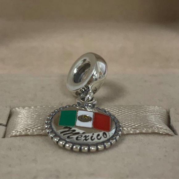 Pandora mexico flag charm - Picture 3 of 6